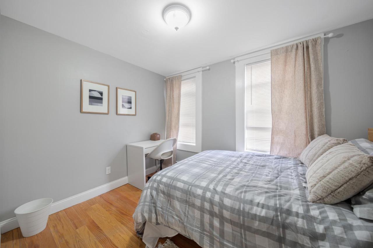 Easy Commute South Boston 4Br 1Bh Apt Екстер'єр фото